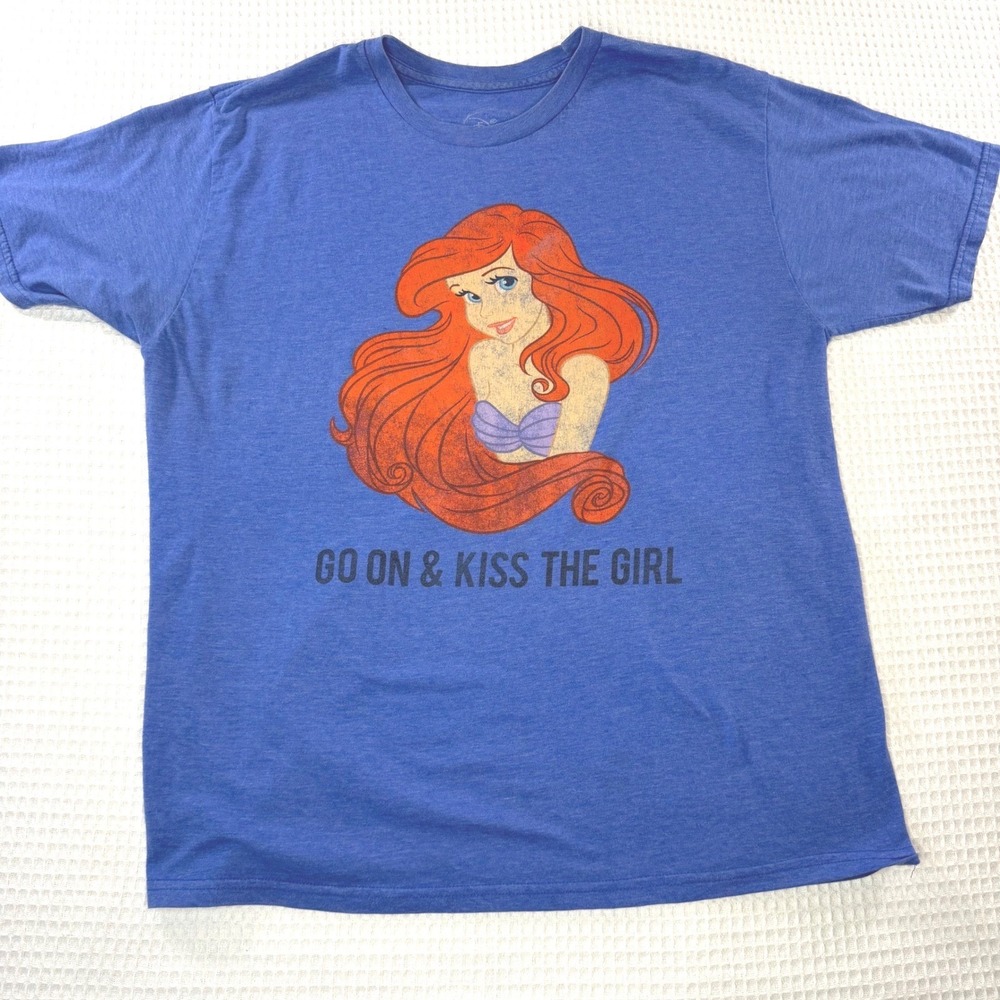 Disney‎ The Little Mermaid Ariel Kiss The Girl Blue Graphic T-Shirt XL